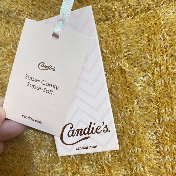 Fuzzy Mockneck Sweater | Candies | medium NEW - Picture 5 of 12